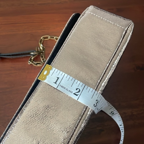 UNIVERSAL THREAD Flap Crossbody Bag - Metallic Bronze chain link purse New - Picture 8 of 9